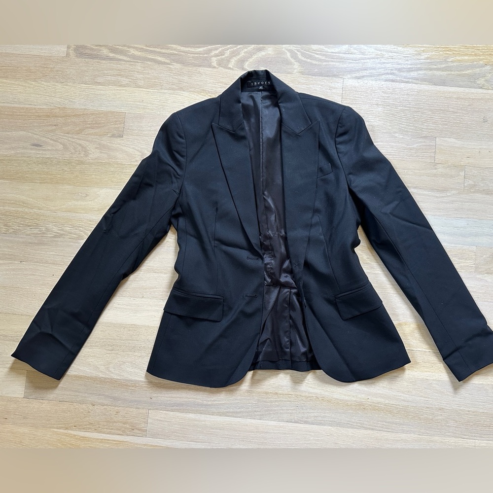 Theory classic black wool blend blazer with two front buttons for women